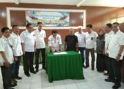 KPH Randublatung Berikan Bantuan Tanggung Jawab SosialDan Lingkungan (TJSL) Non PUMK, Droping Air Bersih