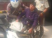 Aksi Sigap Personel Satlantas Jakarta Barat Berikan Pertolongan Cepat pada Korban Kecelakaan di Jalan S. Parman