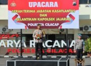 Upacara Serah Terima Jabatan Kasat Lantas dan Kapolsek Jajaran Polresta Cilacap