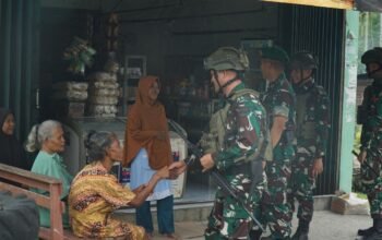 Satgas Yonif 131/BRS Disambut Hangat Oleh Masyarakat Kampung Wonorejo – PIR IV