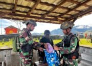 Empati Satgas Habema Berikan Bantuan Sembako Kepada Warga Sambili