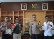 Keren Dua Anggota Polres Purwakarta Raih Medali Di Event Open Internasional Karate Championship Piala Kemenpora RI