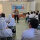 Cegah Tawuran dan Bullying, Bhabinkamtibmas Krendang Gelar Police Goes To School di SMK Bina Karya