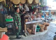 Berikan Motivasi, Babinsa Danukusuman Datangi Pedagang Perabot Rumah Tangga