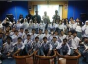 Bangun Generasi Muda Berprestasi: Polres Metro Jakarta Barat Sosialisasikan Bahaya Kenakalan Remaja di SMAN 2 Jakarta