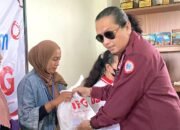 Presidium FPII Salurkan Paket sembako dan uang di Cilincing,Citayam dan Alun Alun Bogor