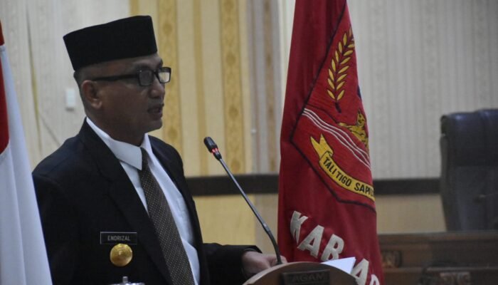 Bupati Agam Jawab Semua Pandangan Umum (PU) Fraksi Tentang Anggaran APBD 2025 pada Sidang Paripurna DPRD Agam