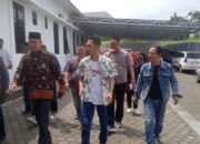 KETUM FMPB PESAWARAN MEM PERTANYAKAN KASUS PELANGGARAN ADMINISTRASI PENETAPAN PASLON NOMOR 1(SATU).