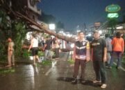 Respon Cepat Bhabinkamtibmas Polsek Ciledug Polres Metro Tangerang Kota Atasi Pohon Tumbang di Jl. H. Mencong Ciledug