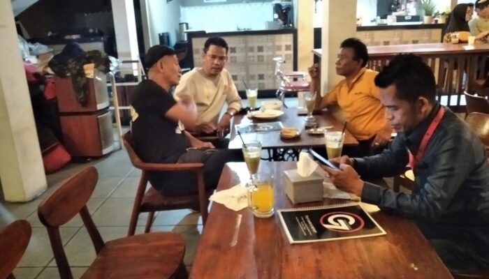 Tebet C7 Cafe Dan Otlet Tempat Nongkrong Yang Fantastic Juga Asyik