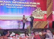 Terima Anugrah Menuju Informatif, Komitmen Wujutkan Pemerintah Lambar Terbuka.