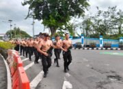 Lari 4,5 KM,Salah Satu Cara Personel Sat Samapta Polres Kediri Kota Jaga Kesehatan dan Kebugaran