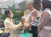 Satlantas Polres Kediri Kota Gelar Jumat Berkah dengan Semangat Peduli