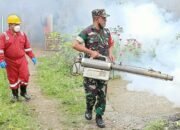 Babinsa Sambi Aktif Bantu Puskesmas Basmi Sarang Nyamuk
