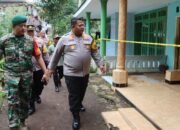 Polres Pasuruan Salurkan Bantuan untuk Korban Pergeseran Tanah di Purwodadi