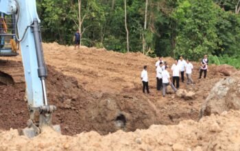 Bupati Pesisir Barat Tinjau Langsung Lokasi Pembangunan RS Tipe C di Way Batu