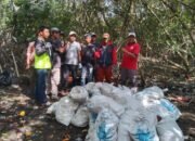 Pelestarian Hutan Mangrove dan Aksi Bersih Pantai di Muara Gembong