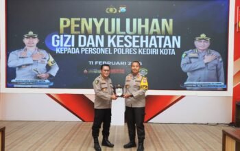 Polres Kediri Kota Bersama RS Bhayangkara Kediri Gelar Penyuluhan Gizi dan Kesehatan Pada Anggota