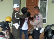 Operasi Keselamatan Semeru, Anggota Satlantas Polres Kediri Kota Beri Pertolongan Ibu Hamil Tua