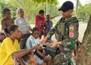Peduli Kesehatan Warga, Satgas Yonif 131/BRS Berikan Pelayanan Kesehatan di Perbatasan Papua
