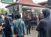 Polres Purwakarta Lakukan Pengamanan Aksi Mahasiswa Secara Humanis