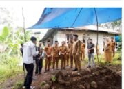 Ahmad Fadli Takziah ke Rumah Duka Cinta Novita Sari di Nagari Sumanik .
