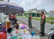 Babinsa Pantau Harga Kebutuhan Pokok di Pasar Jelang Ramadhan, Jaga Stabilitas Harga