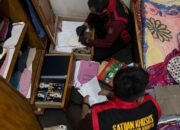 PENYIDIK KEJAKSAAN NEGERI PRINGSEWU LAKUKAN PENGGELEDAHAN TERKAIT PENYIDIKAN PERKARA DUGAAN KORUPSI PENYALURAN KUR DAN KUPEDES DI PT. BRI UNIT PRINGSEWU 1