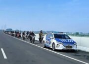 Diskresi Kemanusiaan, Polantas Kawal Ratusan Pemotor Masuk Tol karena Banjir Bekasi