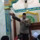 Safari Tarawih Keliling, Bhabinkamtibmas Jembatan Besi Ajak Warga Jaga Keamanan Ramadhan