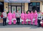 Indahnya Berbagi Kebahagian di Bulan Ramadhan 1446 H, Kapolsek Ciledug bersama PJU dan Bhayangkari Bagikan Takjil Kepada Masyarakat