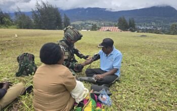 Peduli Kesehatan Masyarakat Papua, Danpos Gome Perintahkan Untuk Jemput Bola