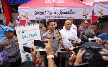 Polres Ponorogo dan Bhayangkari Gelar Bazar Murah Ramadhan, Warga Sumringah