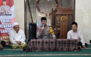 Kapolres Blitar Kota Menyapa Santri, Kali ini ke Ponpes Mamba’us Syafa’atil Qur’an