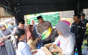 Ramadhan Berkah Polres Kediri Gelar Bazar Murah Masyarakat Sumringah