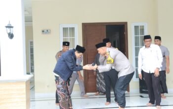 Perkuat Sinergi Kapolres Blitar Kota Silaturahmi ke Kediaman Gus Iqdam