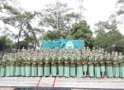 Sambut HUT Ke – 79, Persit Kartika Chandra Kirana Cabang XXII Dim 0808/Blitar Tabur Bunga di TMP Raden Wijaya