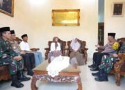 Momen Haru Kapolri-Panglima TNI Temui Keluarga Alm Anumerta Ghalib, Janji Usut Tuntas