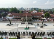 Upacara 17-an Di Museum PETA Blitar, Dandim 0808 Bacakan Amanat Panglima TNI