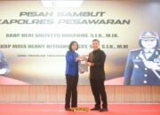 Pisah Sambut Kapolres Pesawaran, AKBP Maya Henny Serahkan Tongkat Komando kepada AKBP Heri Sulistyo
