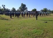 Babinsa Bekali Wasbang dan PBB Kepada Siswa Siswi SMKN I Miri