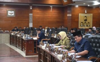 Wabup Syaefudin Sampaikan Jawaban Bupati Atas Pemandangan Umum Fraksi DPRD Terhadap 3 RAPERDA