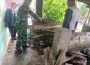 Wujud Peduli Babinsa Koramil 0809/02 Pesantren Kodim Kediri Serka Nuril H bersama Tiga Pilar dan Warga