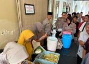 Polres Kediri Kota Gelar “Jumat Berkah” Makan Siang Bersama Usai Salat Jumat