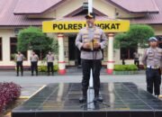 Wujud Apresiasi, Kapolres Langkat Berikan Penghargaan Kepada Personel Berprestasi