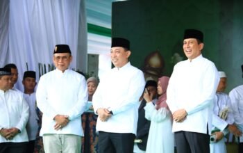 Kapolri Serahkan 9.648 Hewan Kurban Untuk Masyarakat