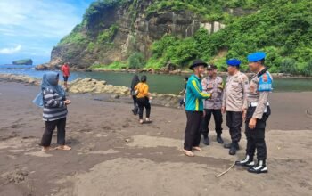 Libur Panjang Idul Adha, Polres Jember Siagakan Personel Pengamanan Wisata Pantai