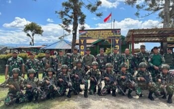 Kunjungan Kerja Brigjen TNI Tagor Rio Pasaribu, S.E (Dankolakops Korem 172/PWY) beserta rombongan di Pos Kotis Walesi Satgas Pamtas Kewilayahan RI-PNG Yonif 521/DY