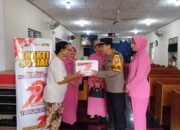 Polsek Kandat Bersama Bhayangkari Gelar Bakti Sosial Religi