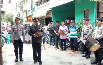 Wakapolsek Ciledug Lepas Jenazah IPDA (Purn.) Bambang Sukoco dengan Penuh Haru
